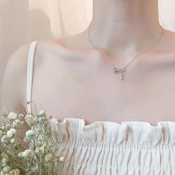 Crystal Bowknot Necklace 925 - Picture 2 of 11